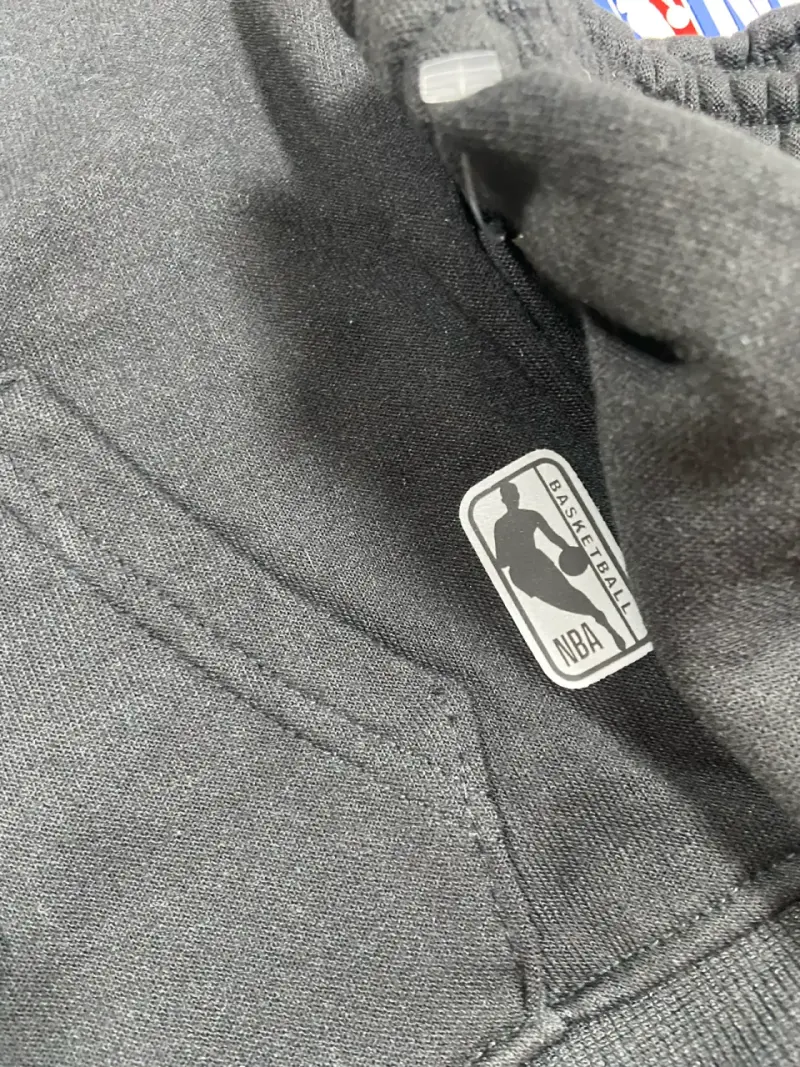 Conjunto deportivo NBA negro para niños - 4