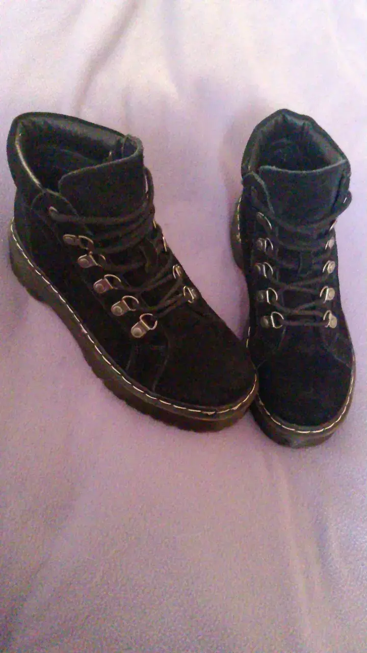 Botas de gamuza negras para mujer - 1