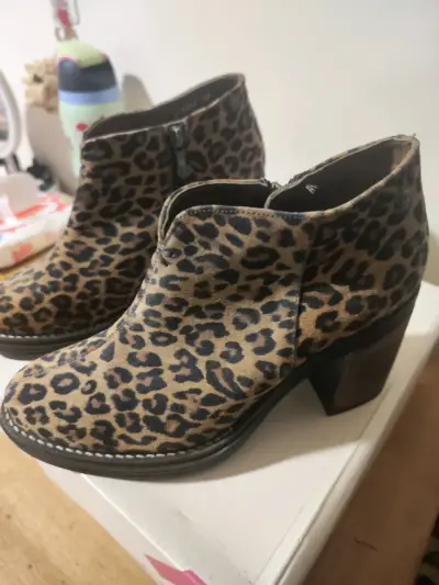 Botines de mujer Pollinicon estampado animal print - miniatura 1