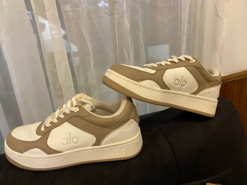 Zapatillas deportivas blancas y beige Alo - 2