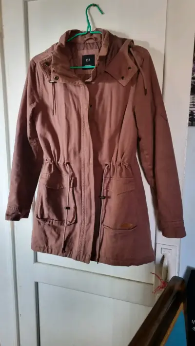 Parka marrón FSP con capucha ajustable - miniatura 1