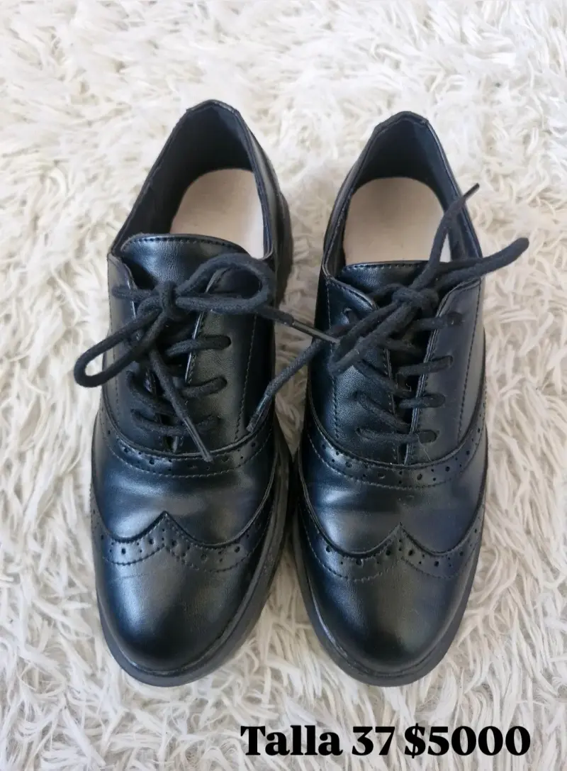 Zapatos de cuero negro talla 37