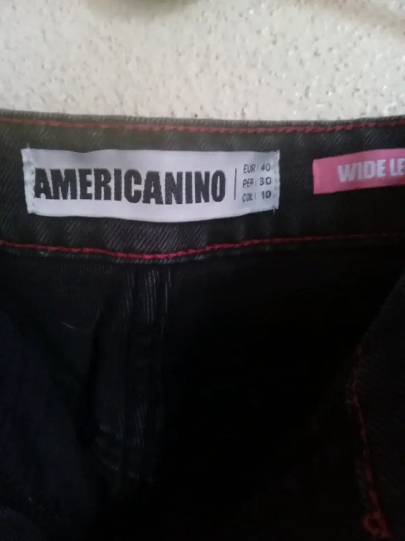 Jeans negros desgastados Americanino - 3