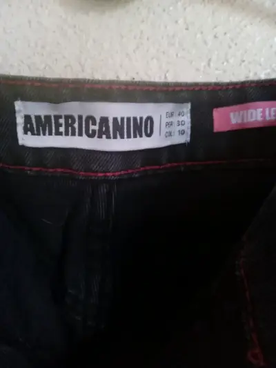 Jeans negros desgastados Americanino - miniatura 3