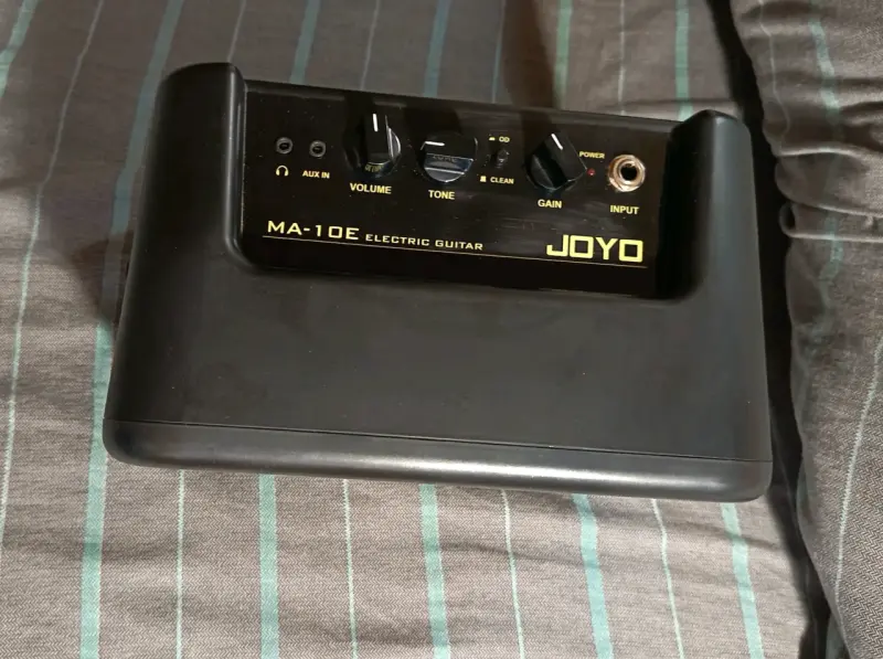 Amplificador portátil Joyo para guitarra - 2