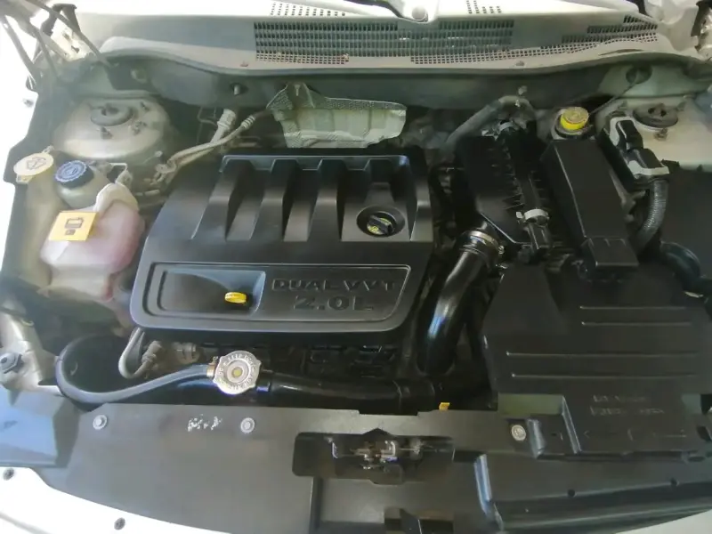 Motor Dual VVT 2.0L en buen estado dodger caliber - 1