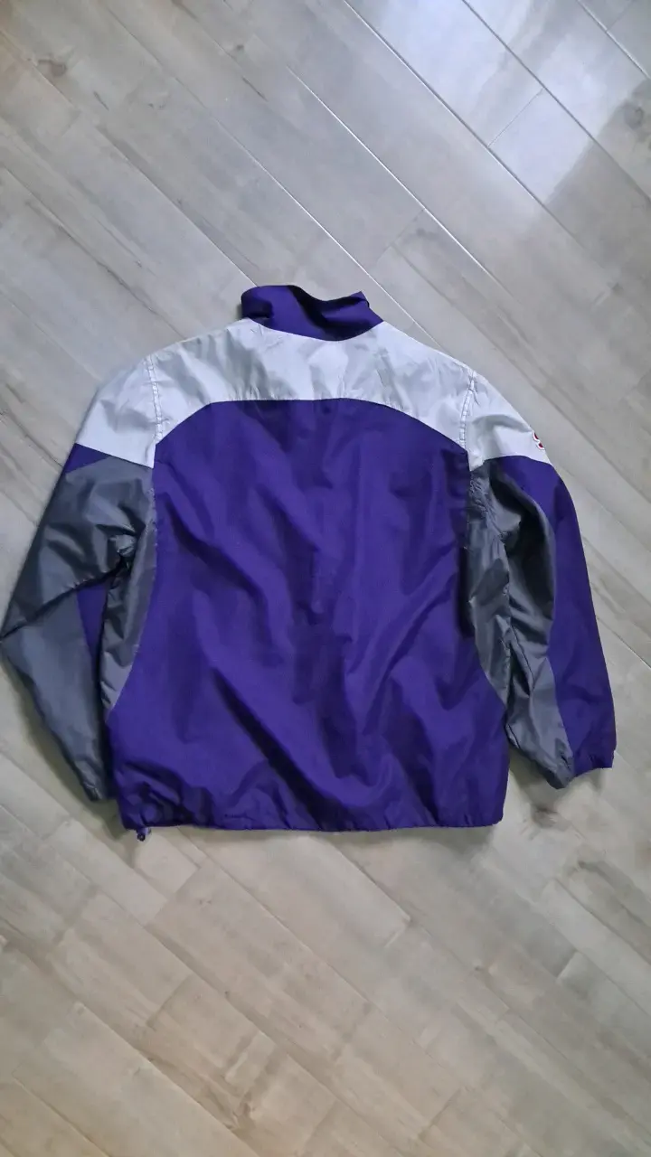 Chaqueta deportiva  morada y gris - 2