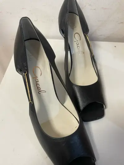 Zapatos de tacón abiertos Gracel negros - miniatura 1