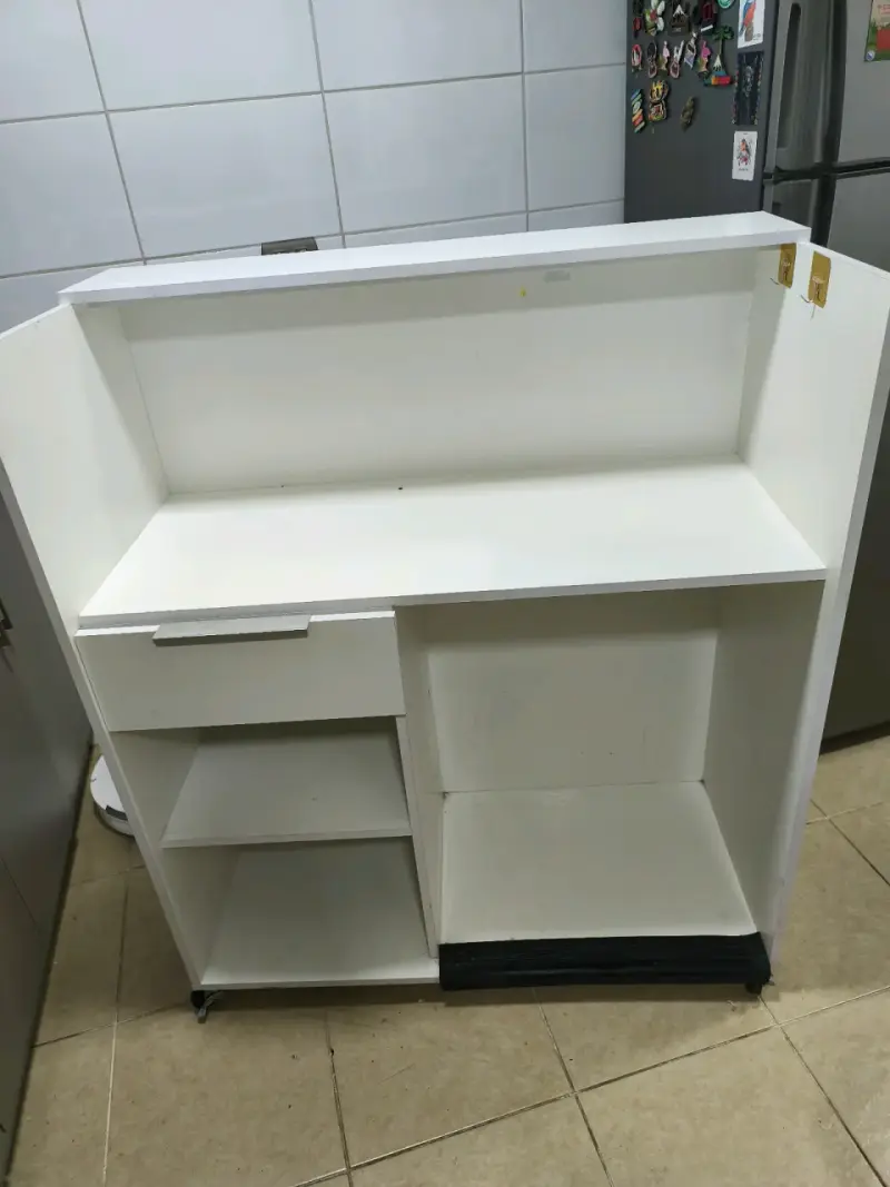 Mueble de recepción con cajon y estantes - 1