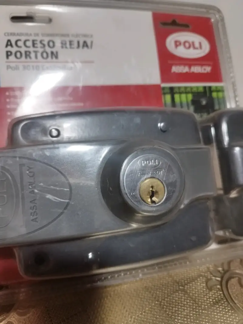 Cerradura eléctrica Poli 3010 para portón - 1