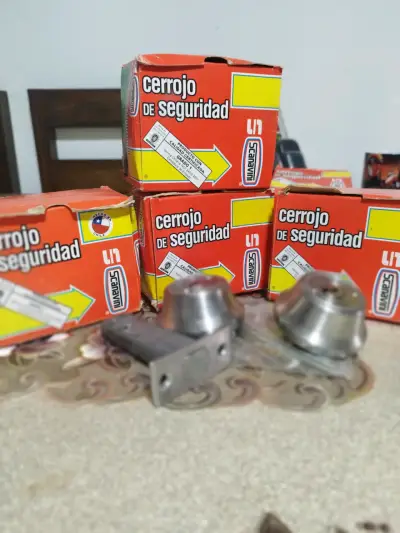 Cerrojo de seguridad Scanavini nuevo - miniatura 2
