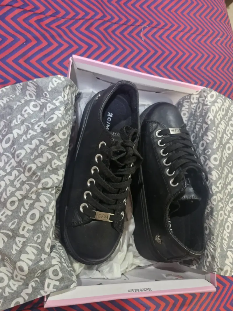 Zapatillas negras C/M para mujer - 1