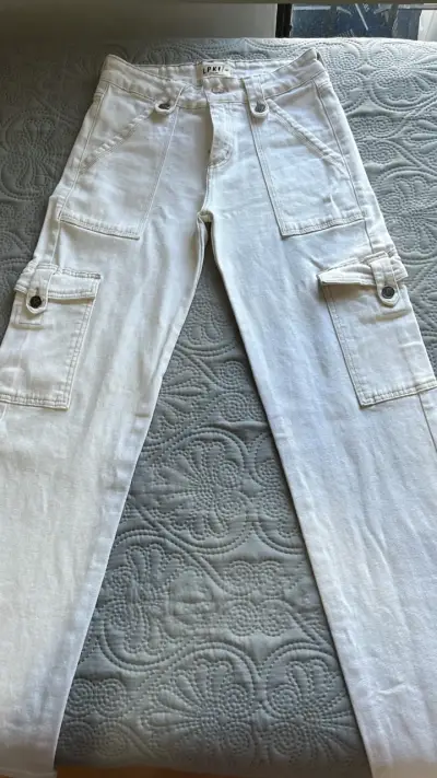 Pantalones cargo blancos LPKI con bolsillos - miniatura 1