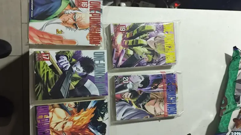 Colección de mangas One Punch Man volúmenes 16-20 - 4