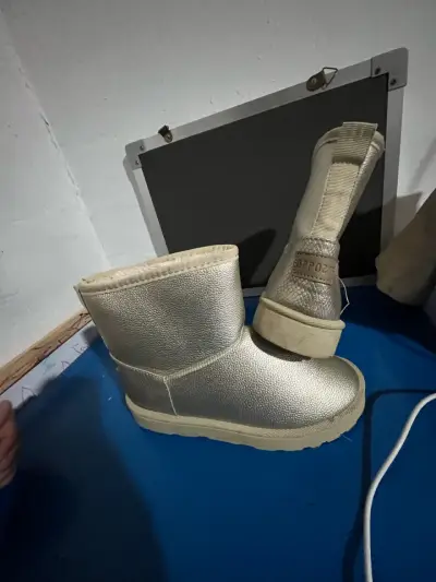 Botas doradas de invierno para mujer - miniatura 1