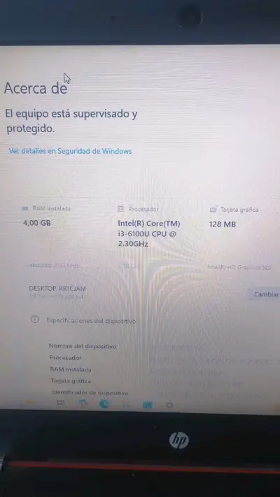 Notebook HP Pavilion rojo  en excelente estado - miniatura 4