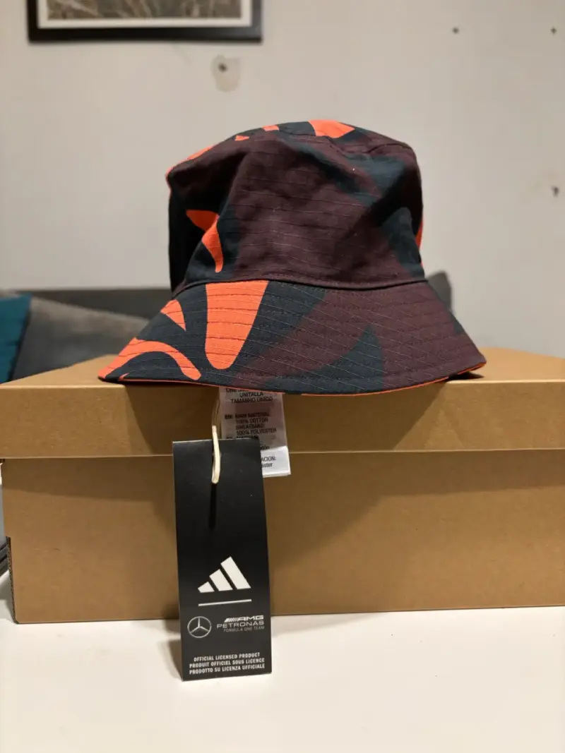 Sombrero bucket Adidas F1 edición especial - 2