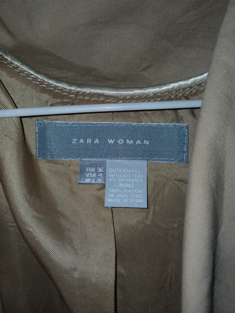 Blazer beige de mujer elegante - 2