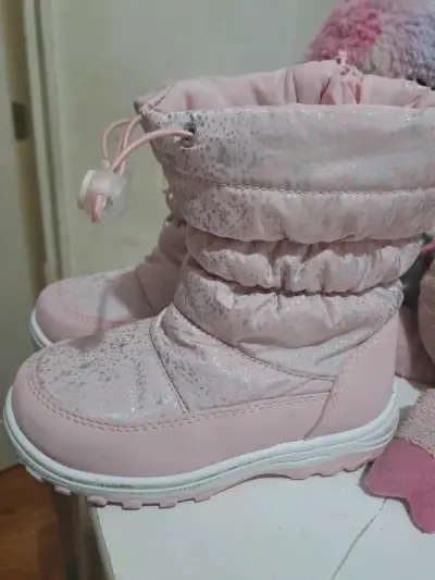 Botas de nieve rosadas para niña - miniatura 1