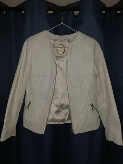 Chaqueta de cuero blanca para mujer - miniatura 1