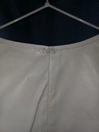Chaqueta de cuero blanca para mujer - miniatura 5