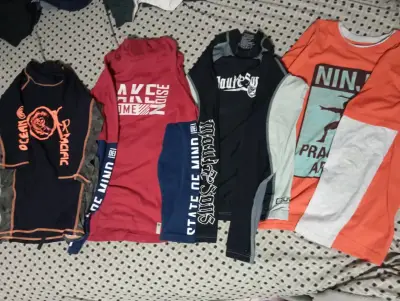Lote de poleras para niños talla 12 14 - miniatura 1