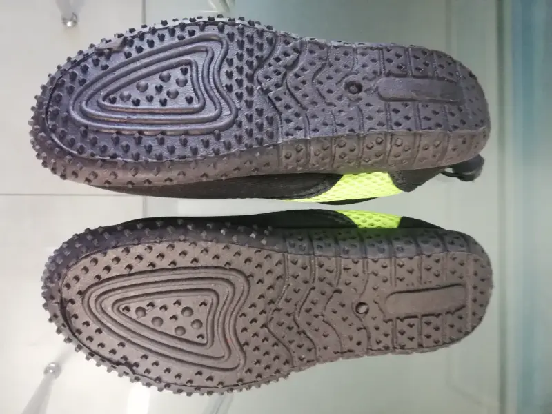Zapatillas de agua para niños talla 33 - 4