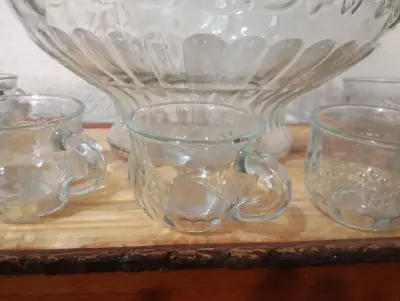 Set de ponchera de vidrio con 9 tazas, sin cucharo - miniatura 2