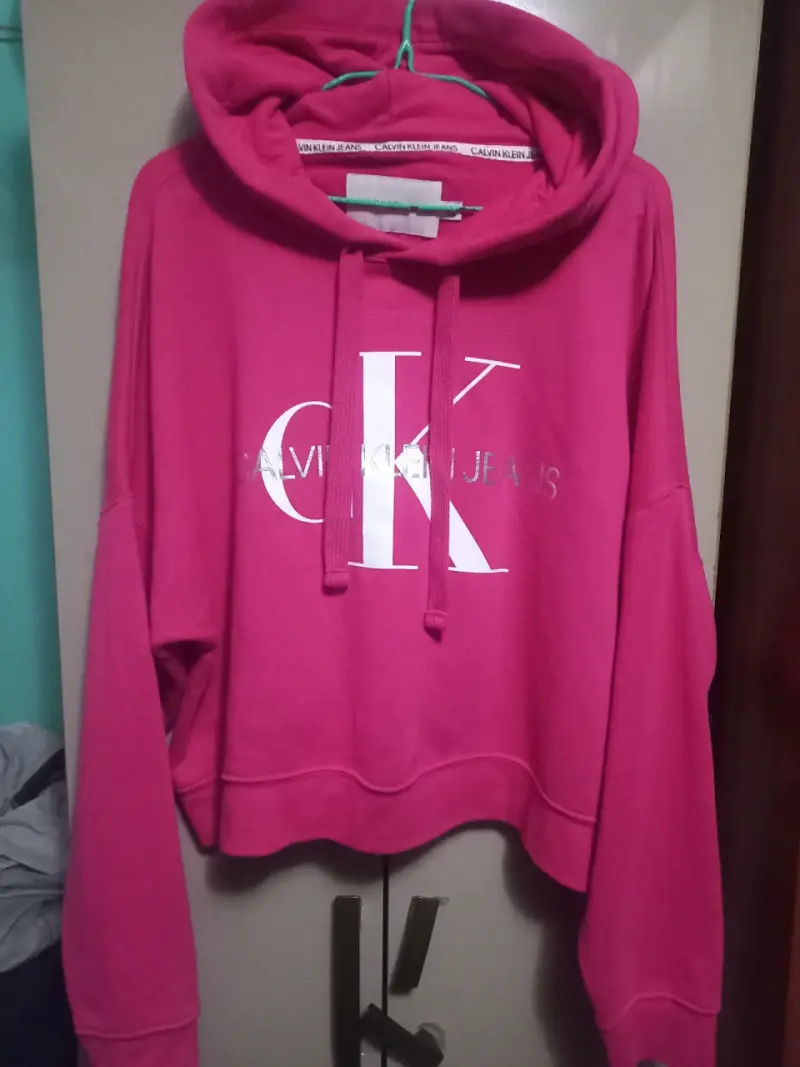 Polerón Calvin Klein fucsia con capucha - 1