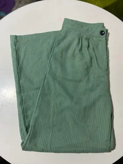 Pantalones verdes de lino a rayas - miniatura 1