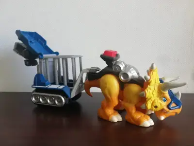 Juguete figura dinosaurio Triceraptor Agente Celda - miniatura 4