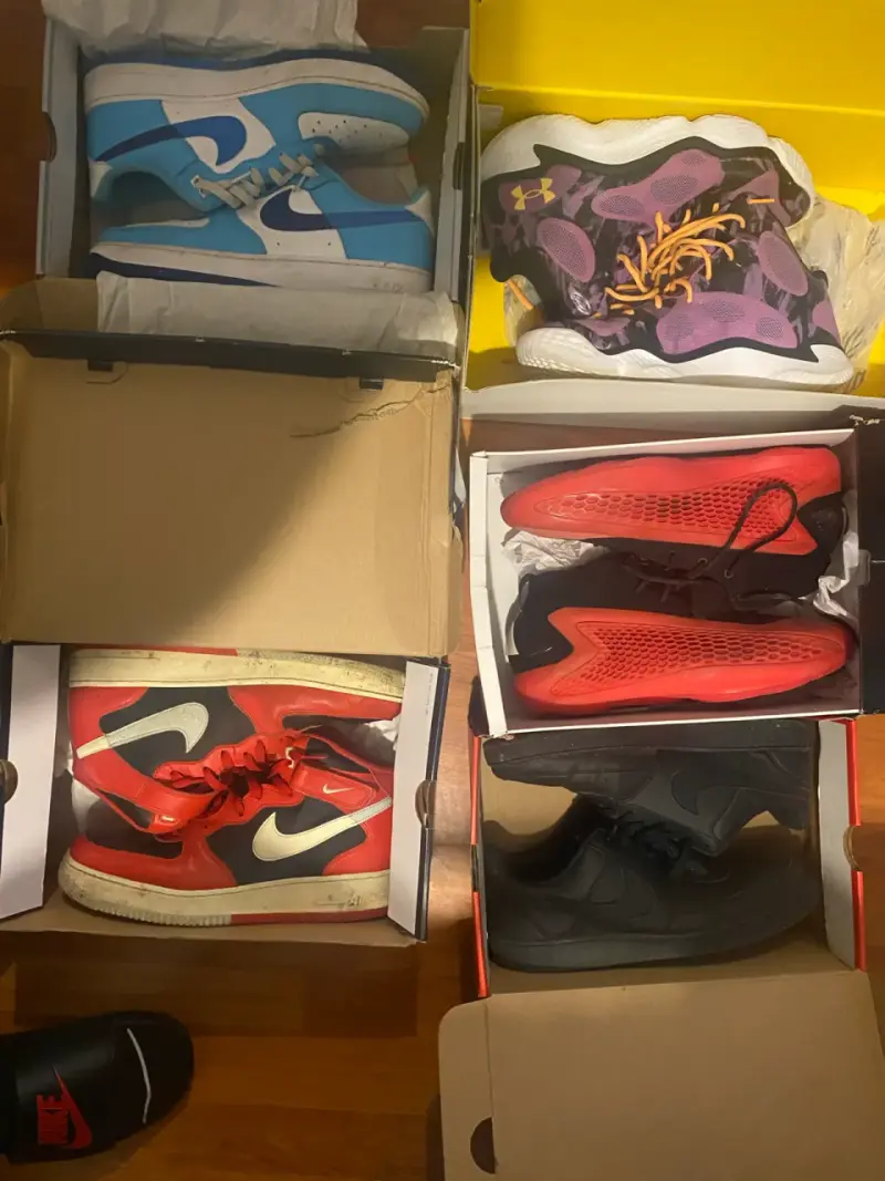 Lote de zapatillas deportivas variadas - 2