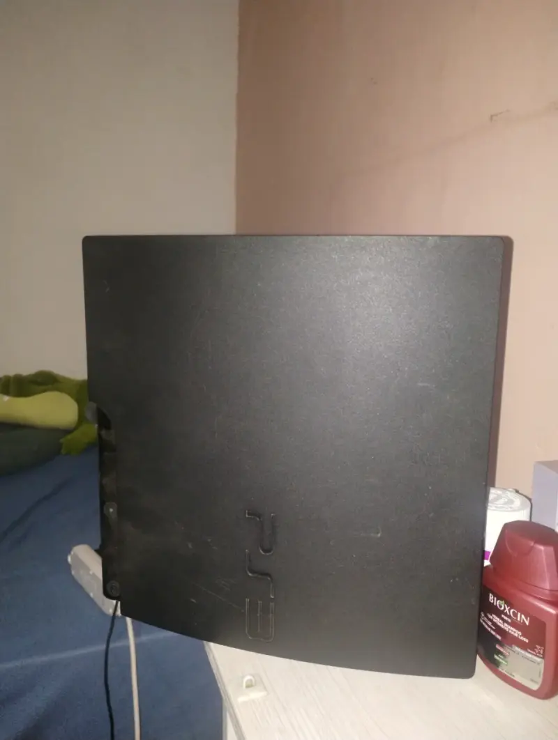 Playstation 3 Slim para reparar o repuesto - 2