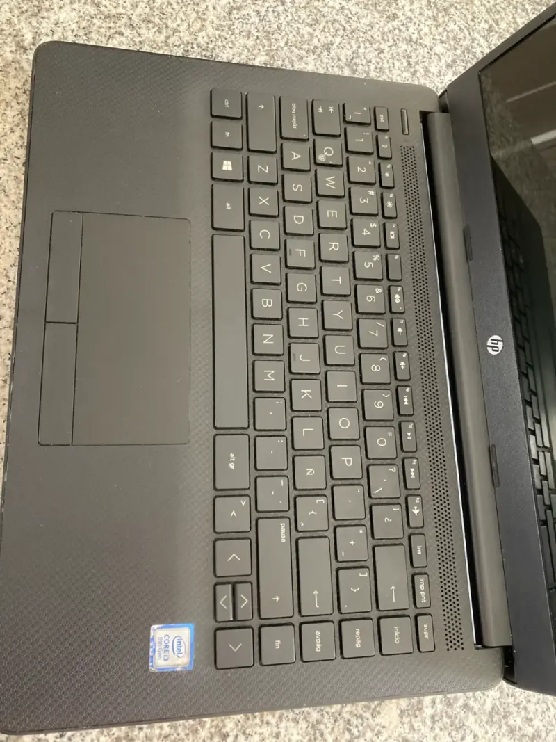 NOTEBOOK HP i3 8va - SSD M.2 119gb - 8gb RAM - 2
