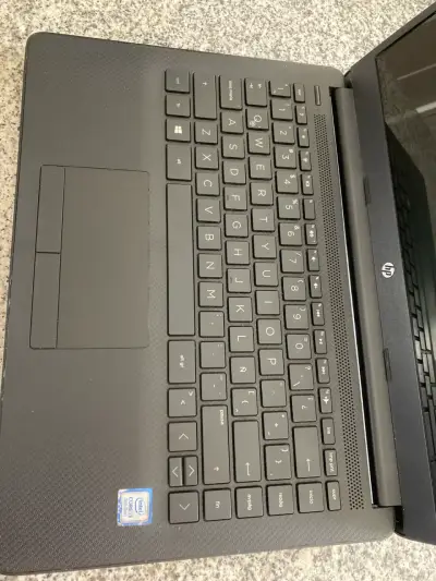 NOTEBOOK HP i3 8va - SSD M.2 119gb - 8gb RAM - miniatura 2