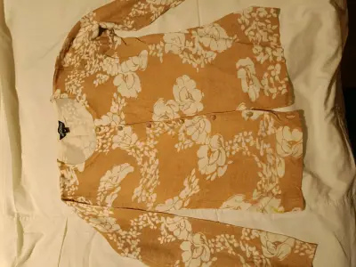 Cardigan floral beige con botones - miniatura 1