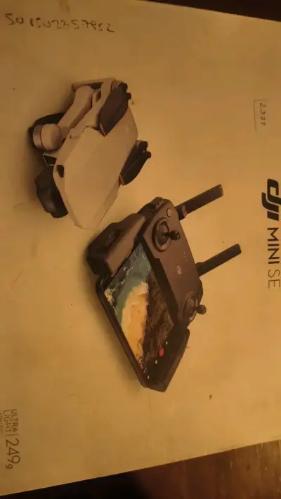 Drone DJI compacto con control remoto - miniatura 3