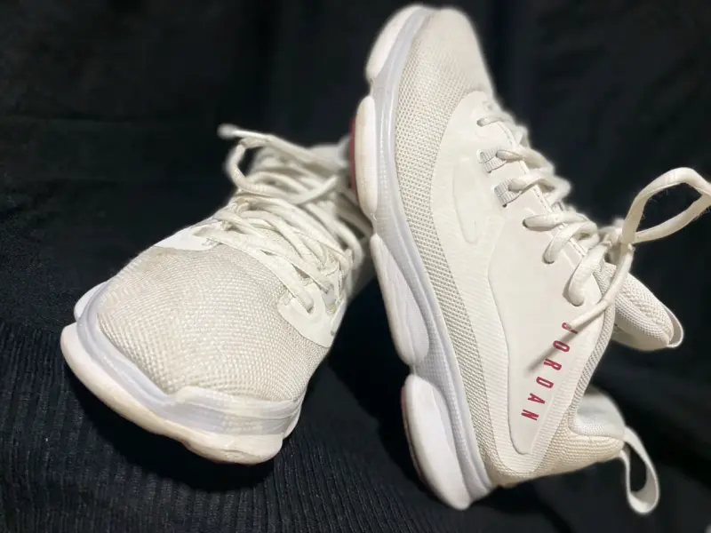 Zapatillas deportivas Jordan blancas - 2