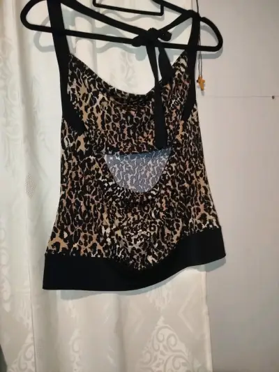 Blusa de tirantes con estampado animal print - miniatura 3