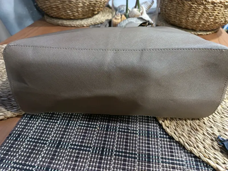 Bolso Michael Kors café. Tote grande - 2