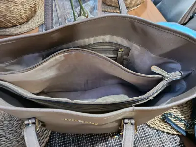 Bolso Michael Kors café. Tote grande - miniatura 4