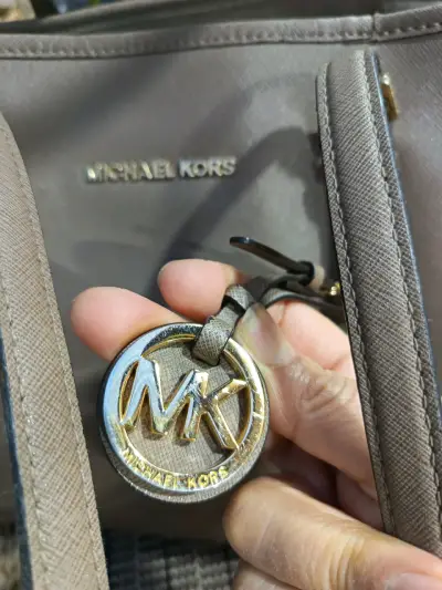 Bolso Michael Kors café. Tote grande - miniatura 6