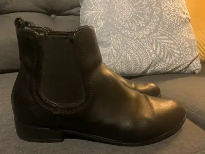 Botines de cuero negro para mujer - miniatura 1