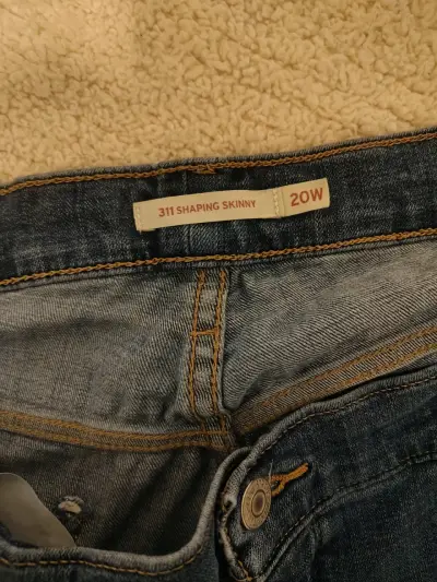 Jeans Levis 311 Shaping Skinny - miniatura 2
