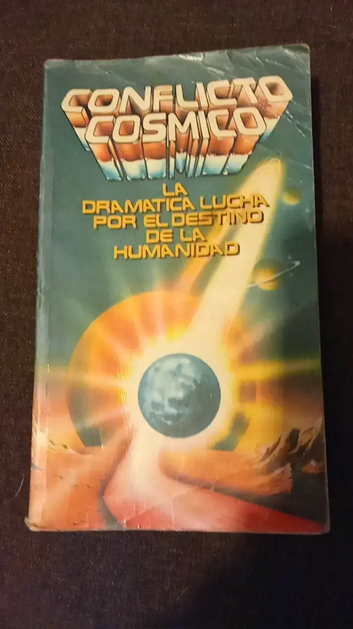 Libro 'Conflicto Cósmico' ciencia ficción - 1