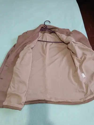 Blazer de gamuza marrón para mujer - miniatura 3
