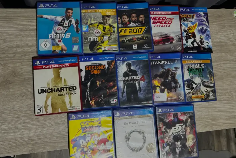 juegos PS4 variados en 10 c.u