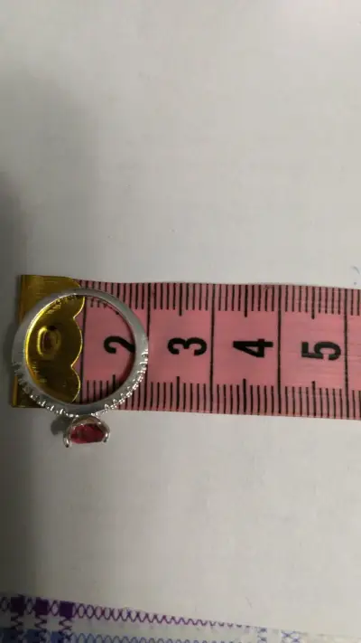 Anillo de plata con corazón rojo - miniatura 3