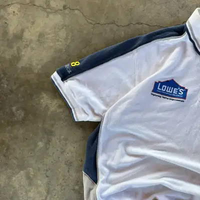 Polera polo NASCAR Lowe's blanca y azul - miniatura 3