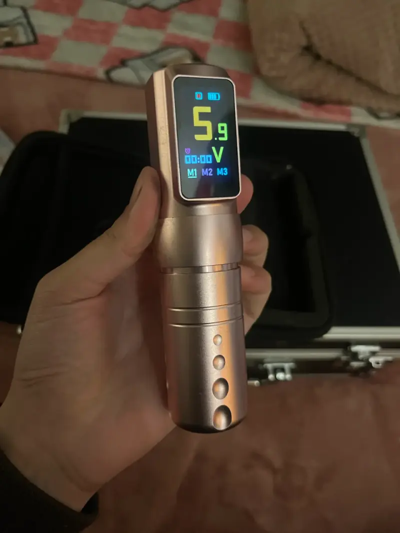 Maquina de tatuajes wireless pen rosada + insumos - 1